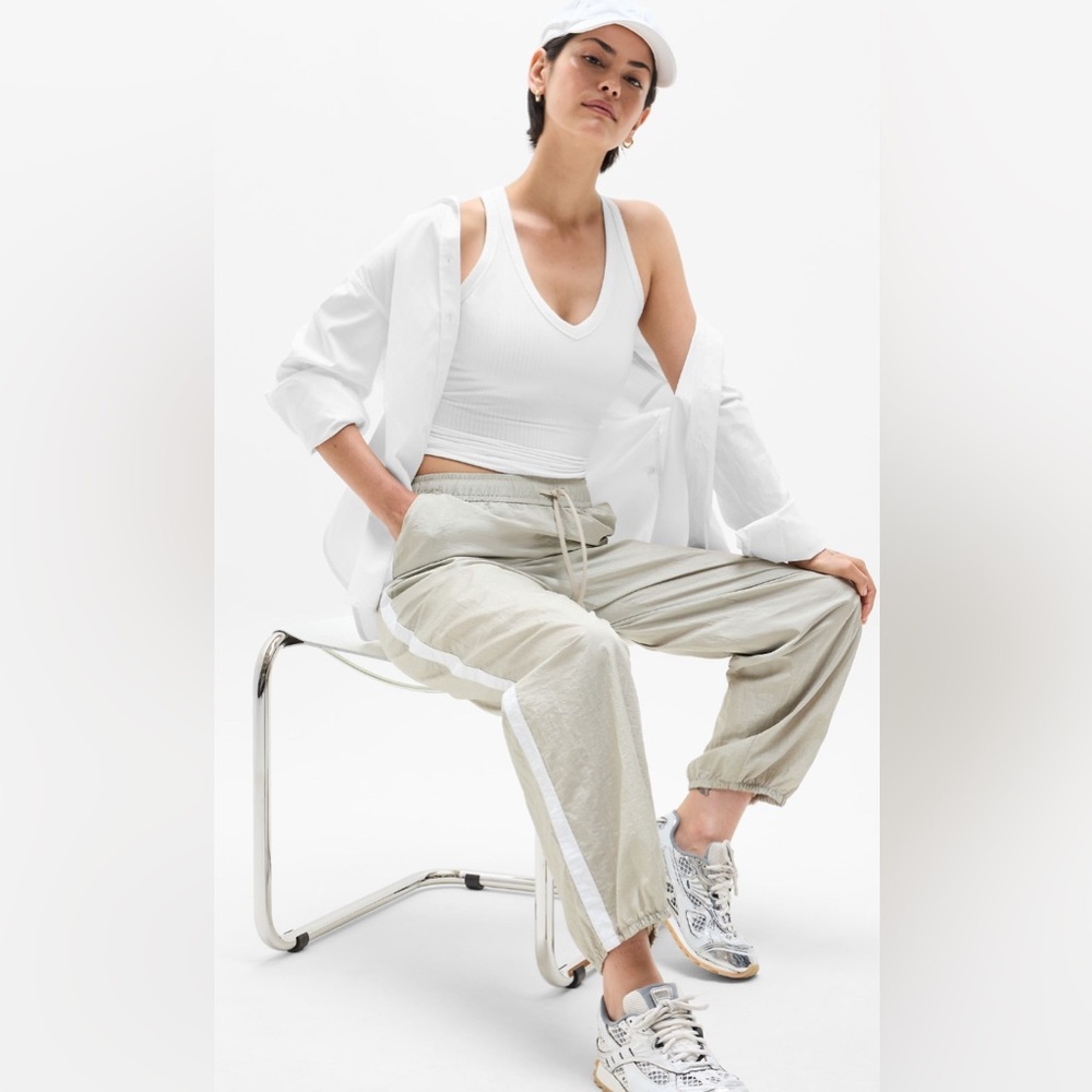 NWT ATHLETA Perfect Rib Top WHITE SZ M